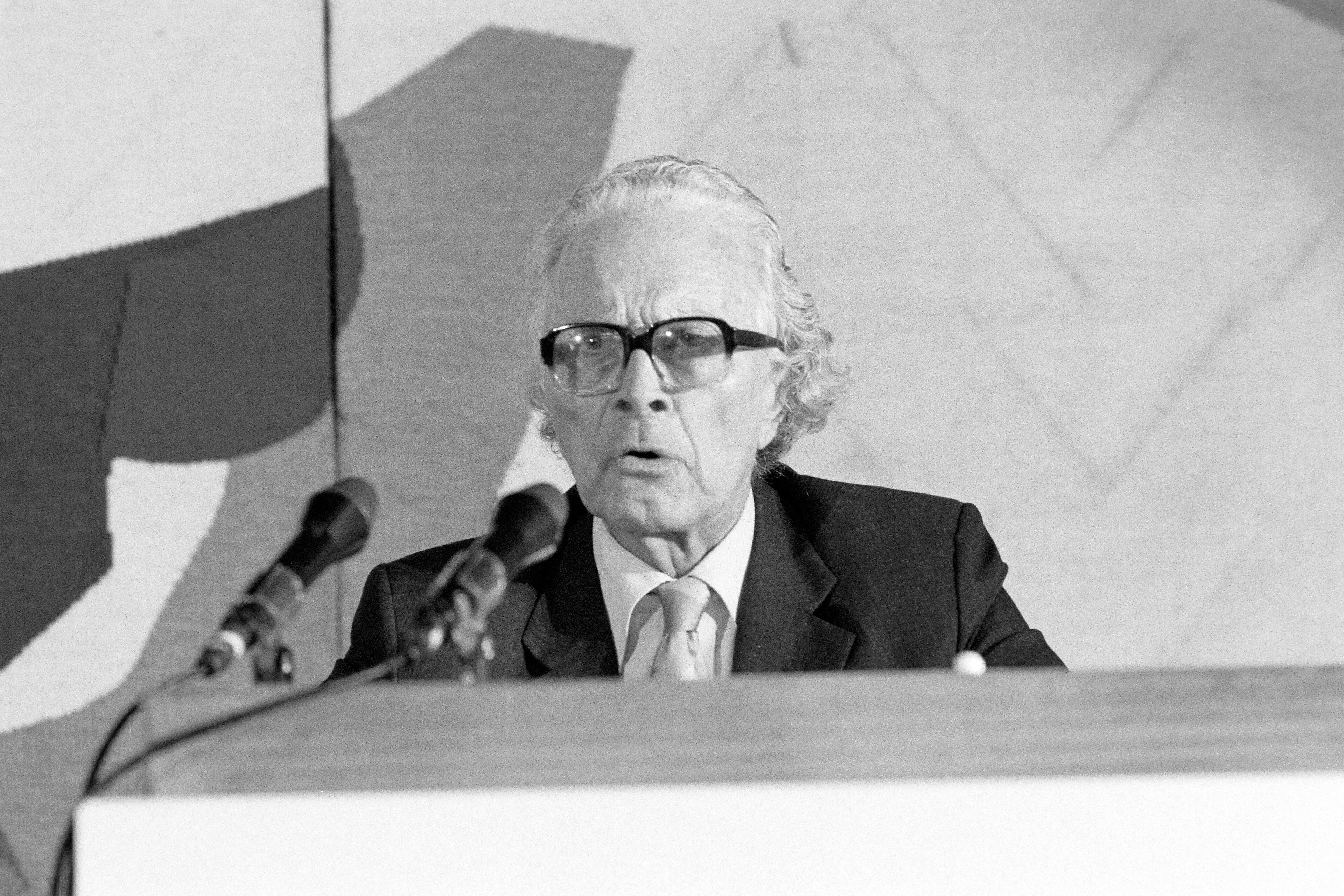 Portrait of Peter Bauer